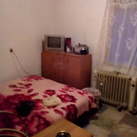 Bed & Breakfast Mali Vikend *